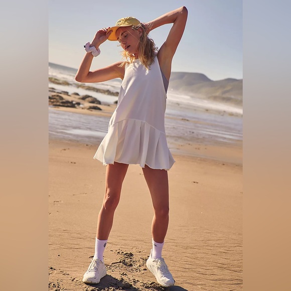 Free People Dresses & Skirts - NWT Free People Movement Hot Shot Flirt Dress in White